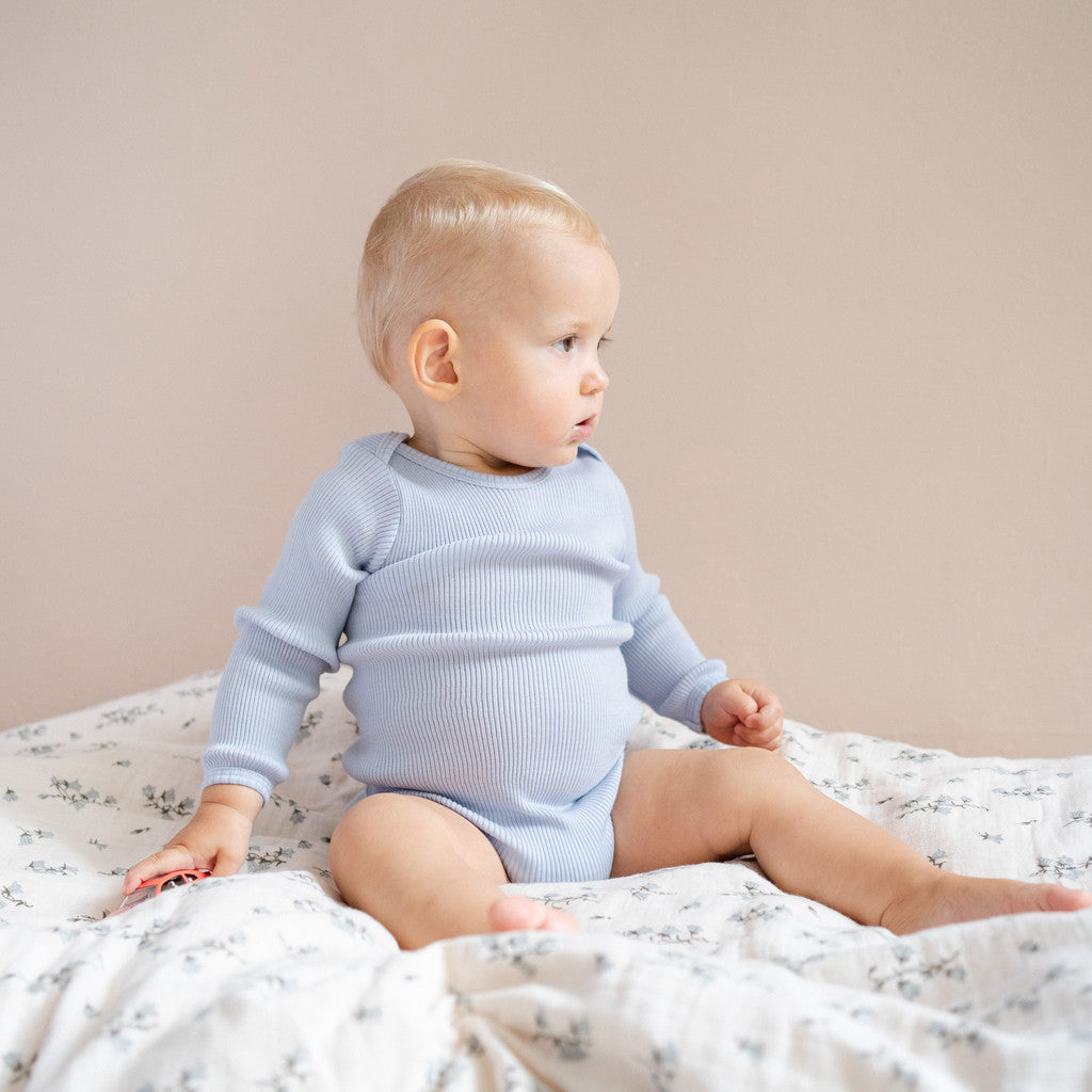 minimalisma Alaska - long-sleeve merino wool body Body Frost Blue