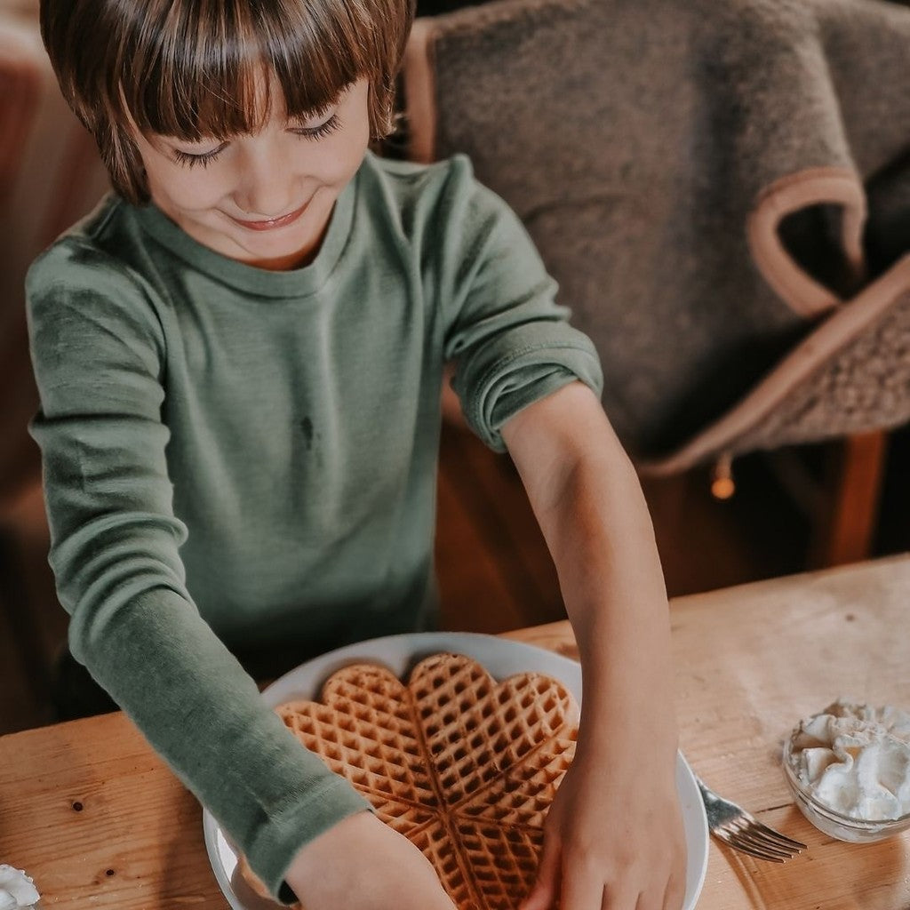 minimalisma Amigo - Children's wool long sleeve top Blouse for kids Greenery