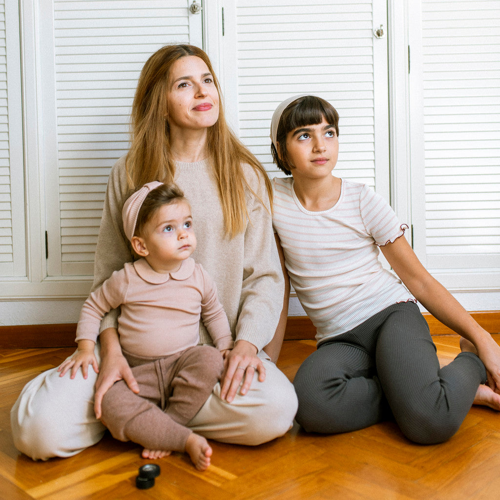 minimalisma Arona 6-14Y Leggings / pants for kids Almost Black