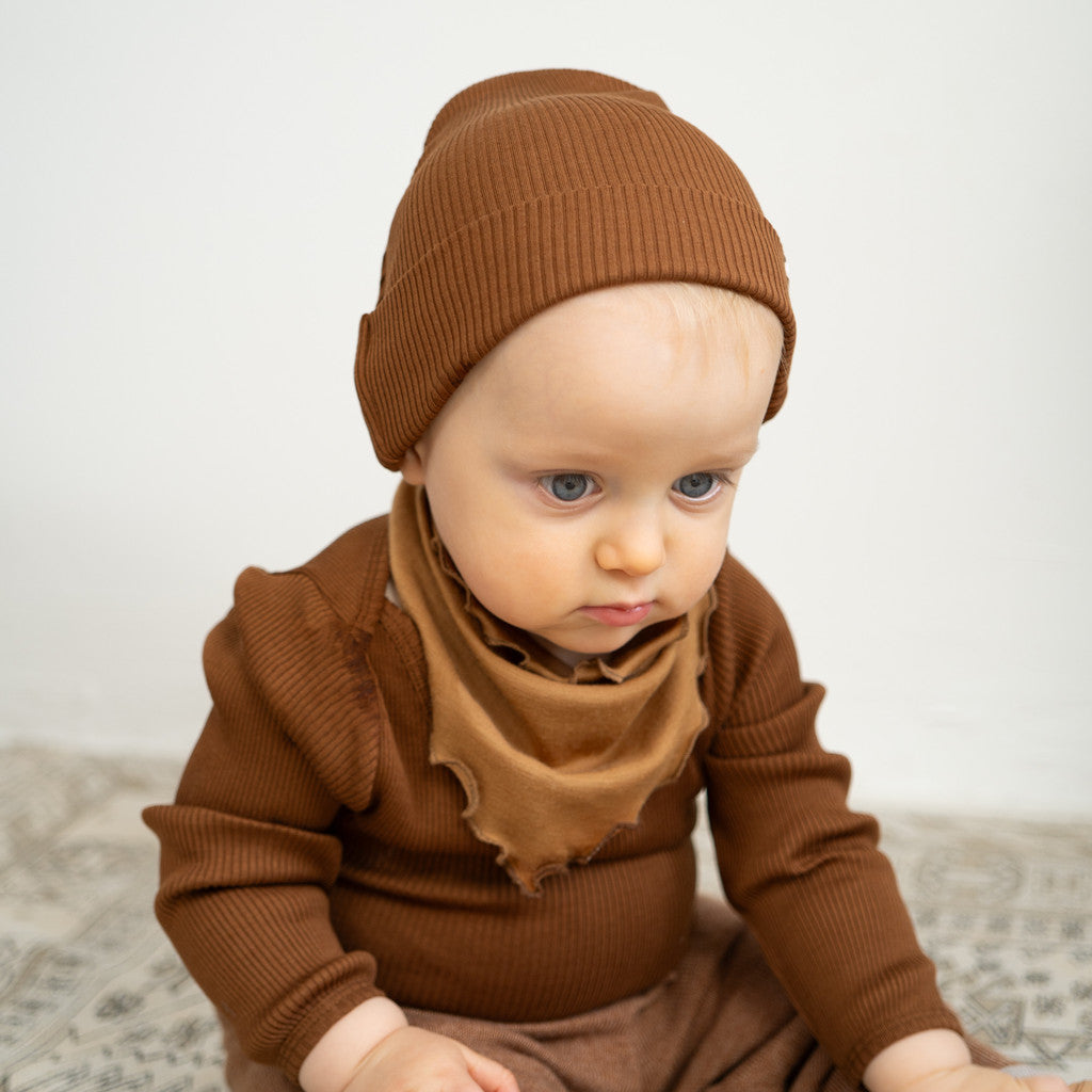 minimalisma Bambi Hat / Bonnet Chocolate