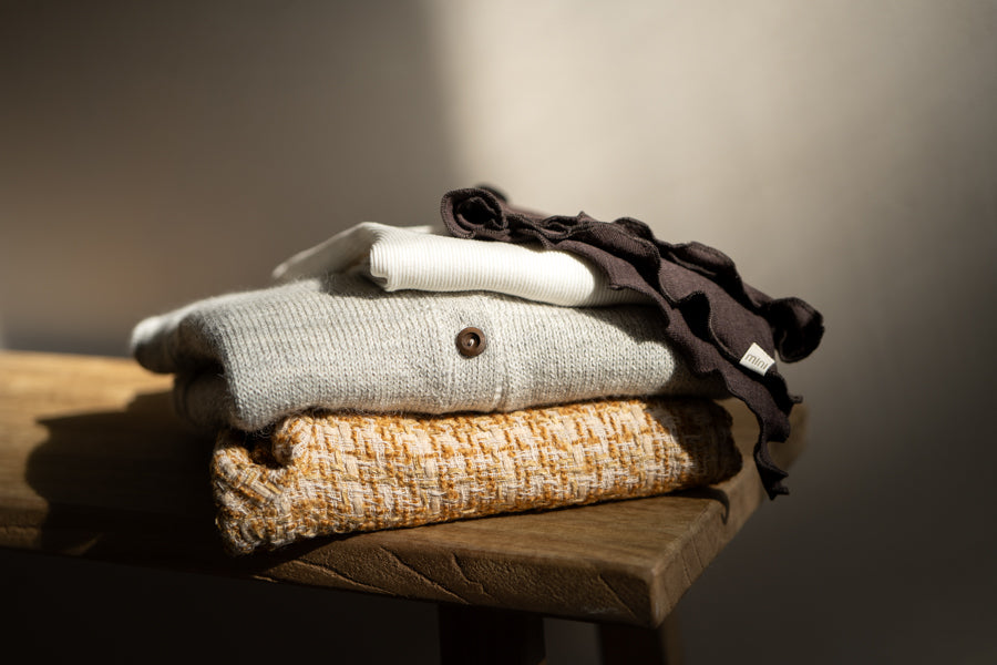 minimalisma purely natural qualities for autumn winter Wool blend bouchlé Baby Alpaca Silk Seamless and pure merino wool