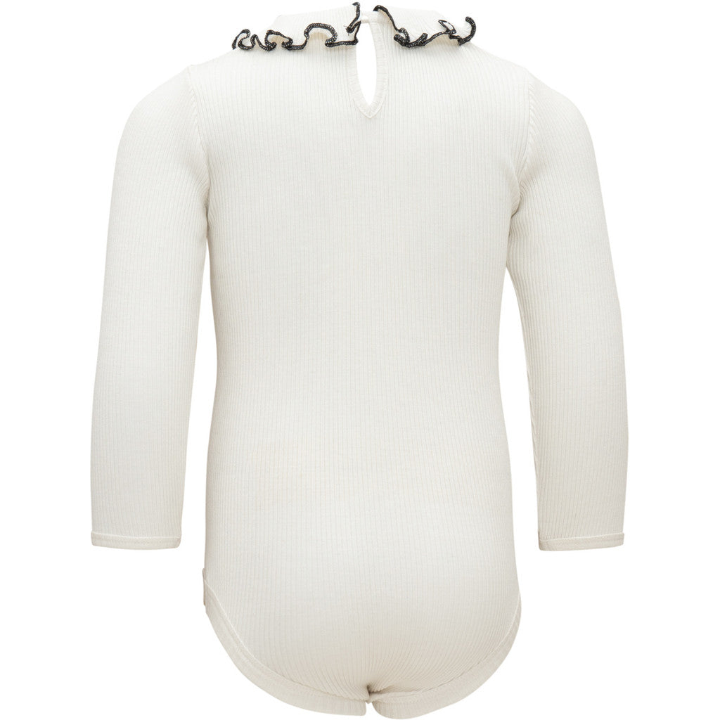 minimalisma Beauty Body Cream with Black contrast