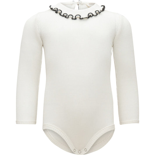 minimalisma Beauty Body Cream with Black contrast