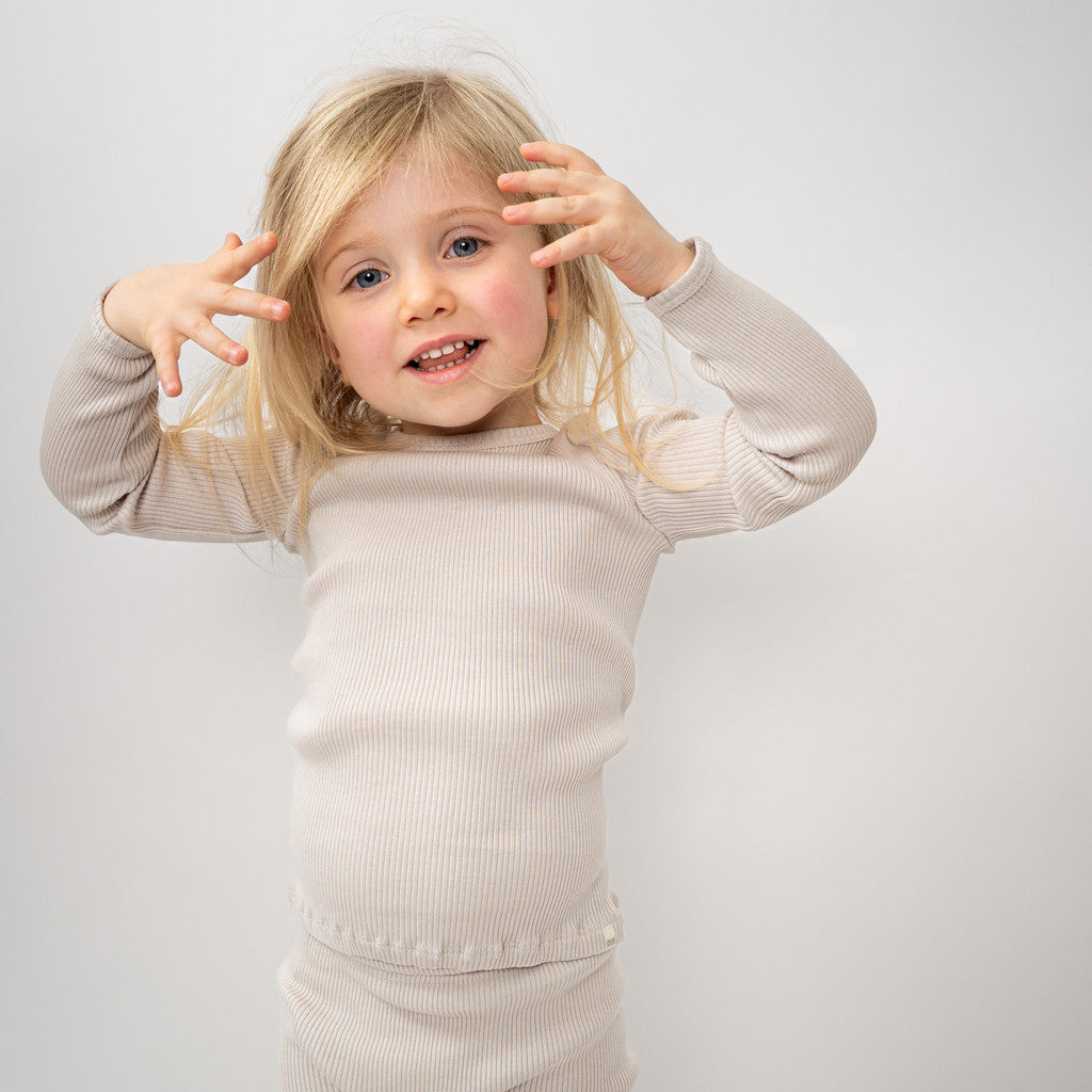 minimalisma Bergen - Children's silk long sleeve top Blouse for kids Ecru