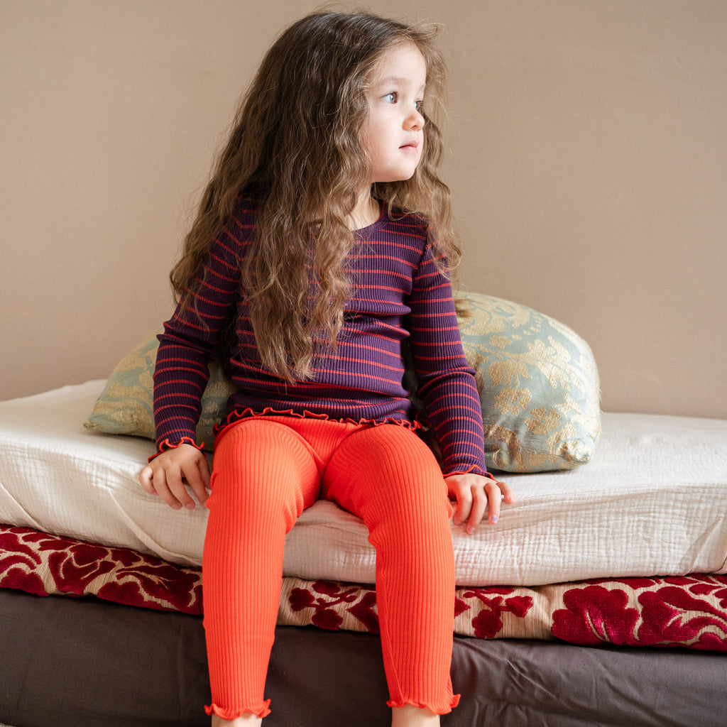 minimalisma Bieber-Frill - Children's silk leggings with frilled edges Leggings / pants for kids Red
