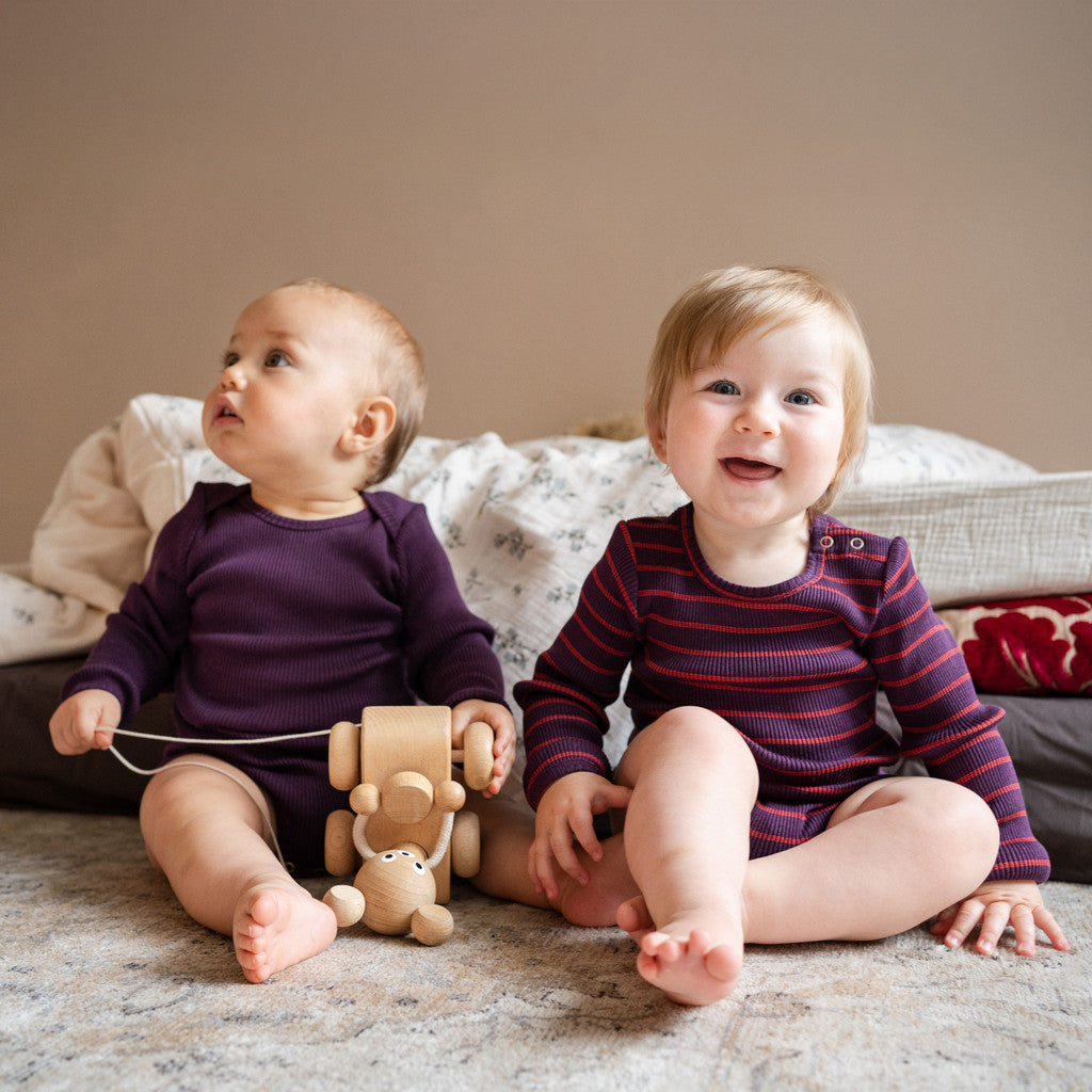 minimalisma Bono - Baby silk long sleeve bodysuit Body Blackberry