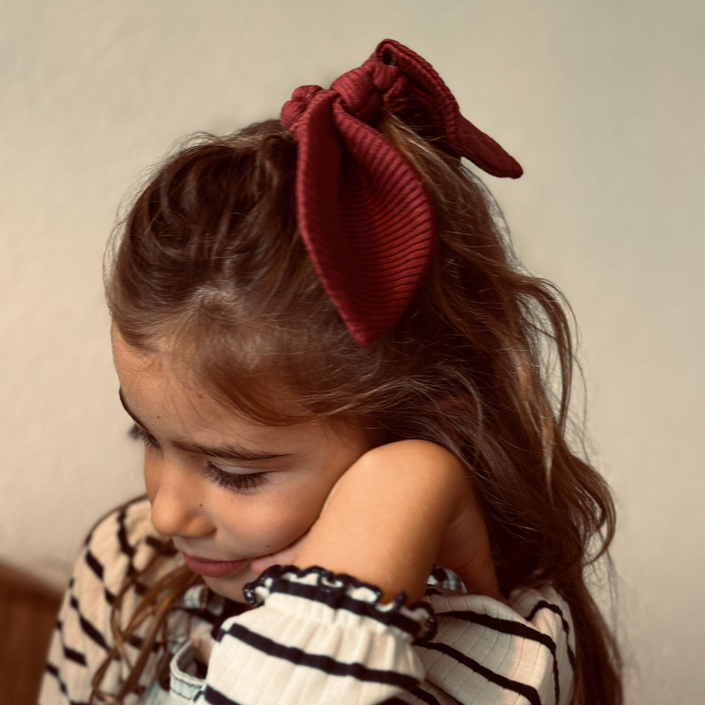 minimalisma Bow - Silk hair scrunchy Bib / Hairband / Acc Pomegranate