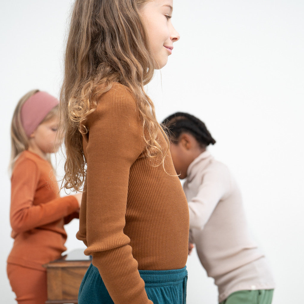 minimalisma Bui 2-6Y Turtleneck Chocolate