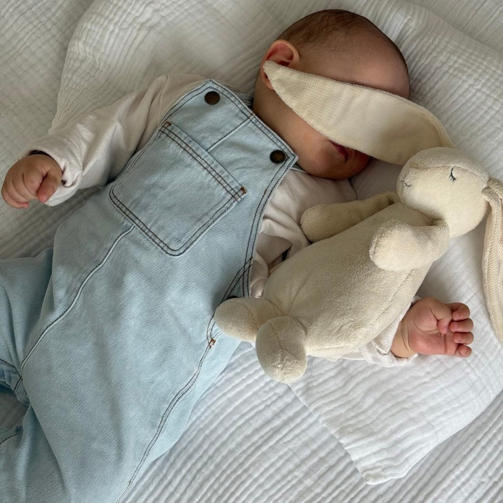 minimalisma Ellis - Baby organic cotton denim strap-pants Leggings / pants for babies Pale Jeans