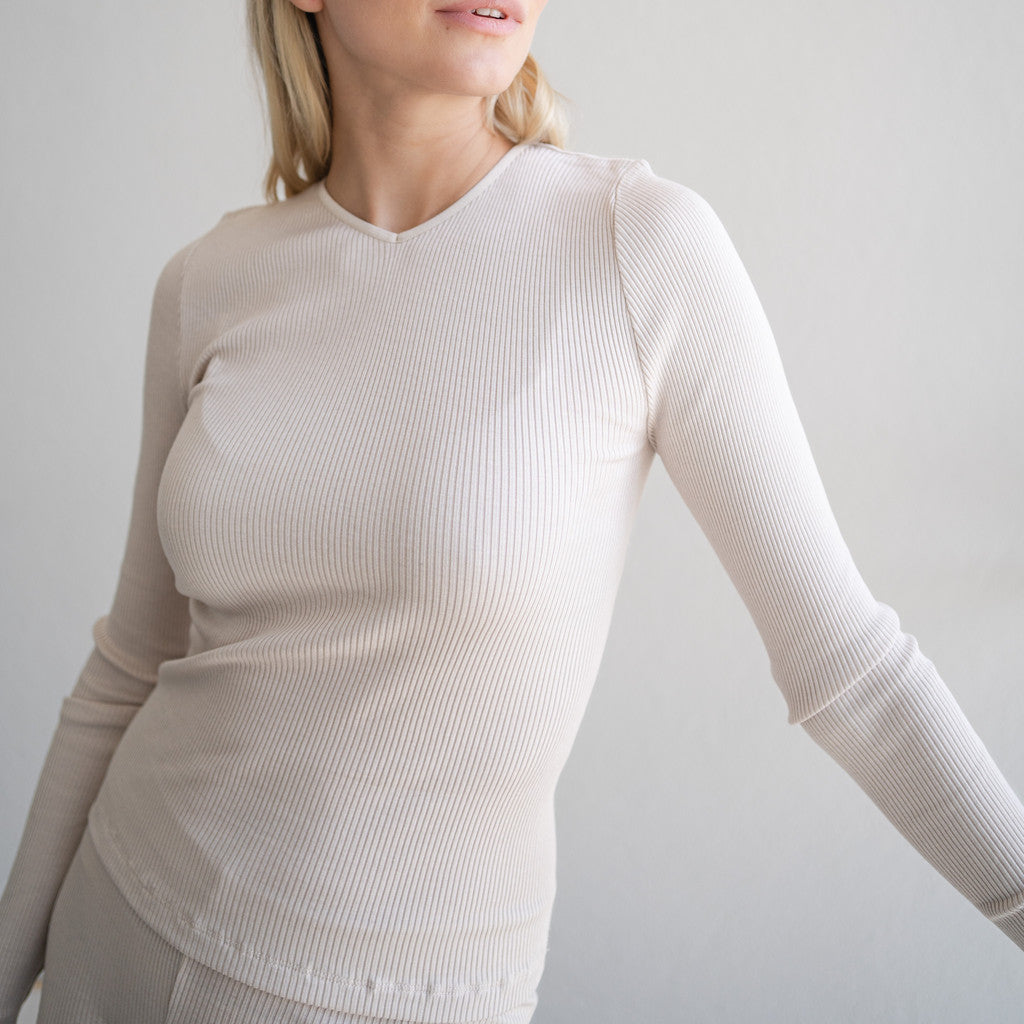 minimalisma Gabi - Women's silk long sleeve top Blouse for women Ecru