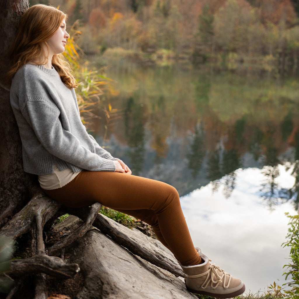 minimalisma Greater Leggings / pants for women Chocolate