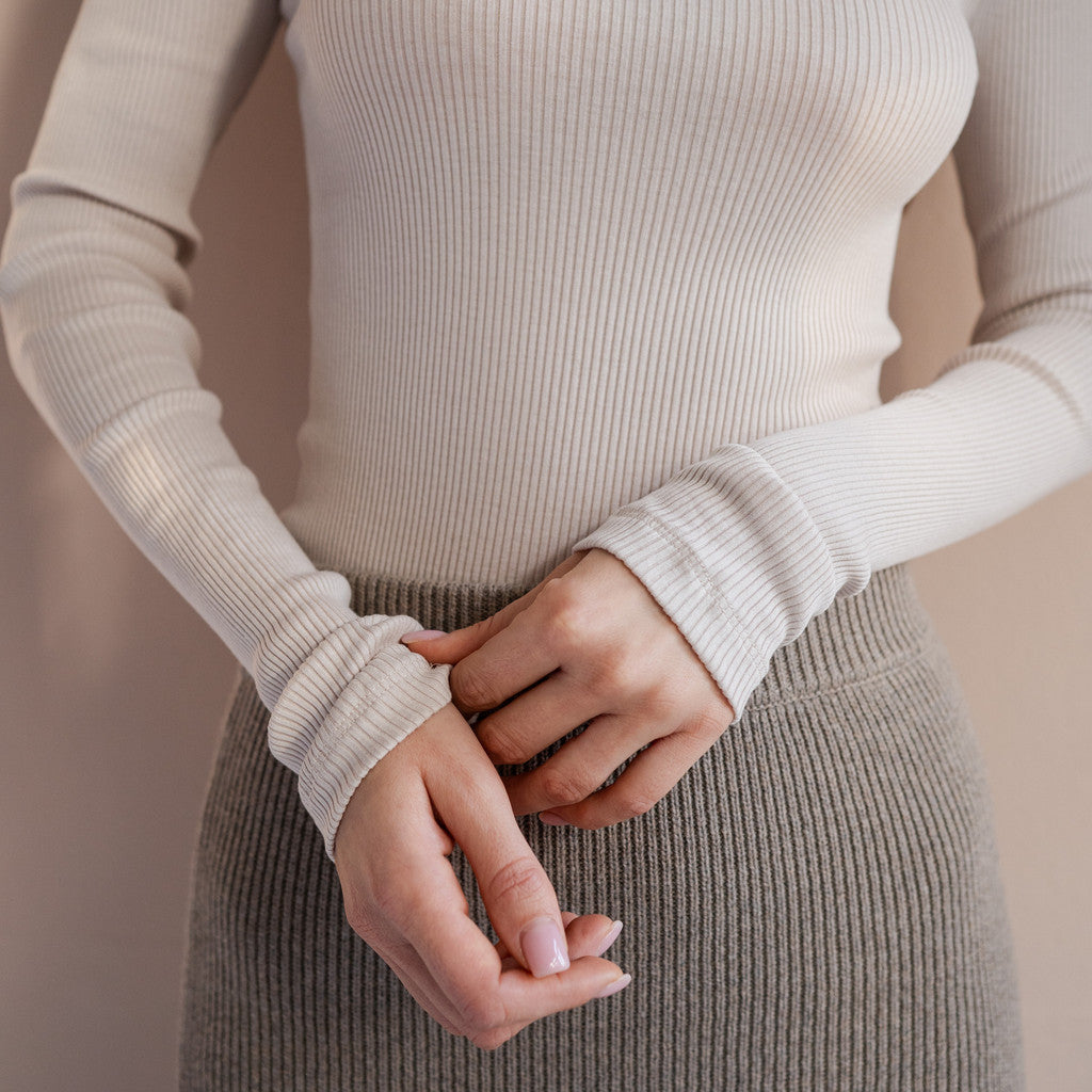 minimalisma Gunn - Women's silk long sleeve turtleneck Blouse for women Ecru