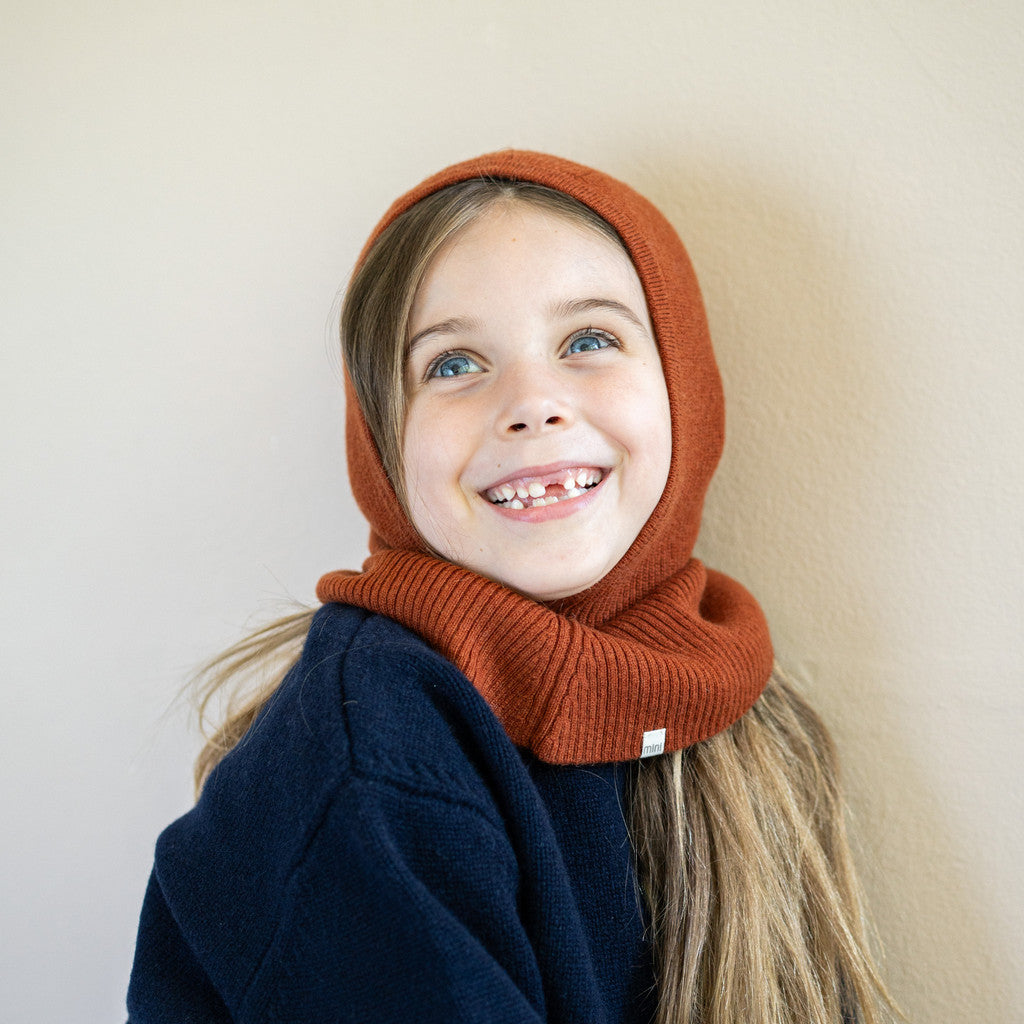 minimalisma Ilefant Hat / Bonnet Dark Rust