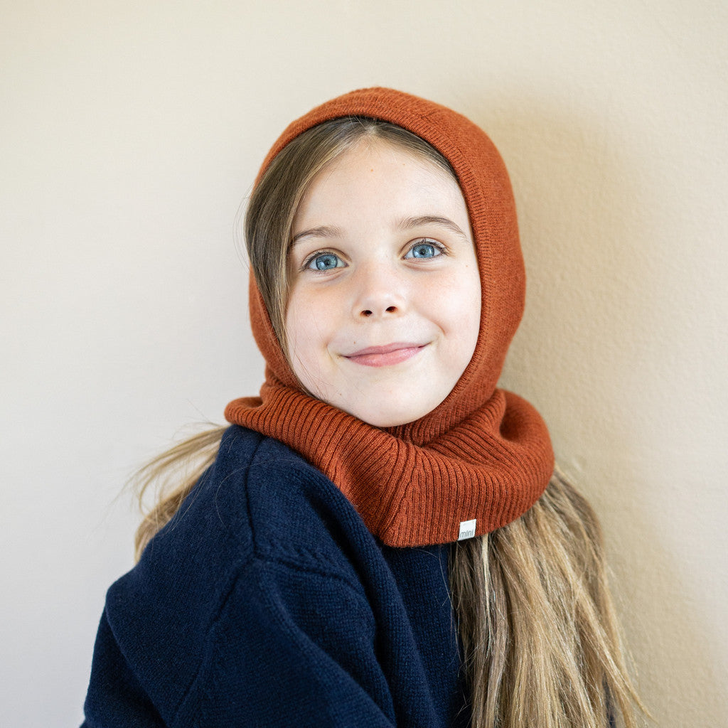 minimalisma Ilefant Hat / Bonnet Dark Rust