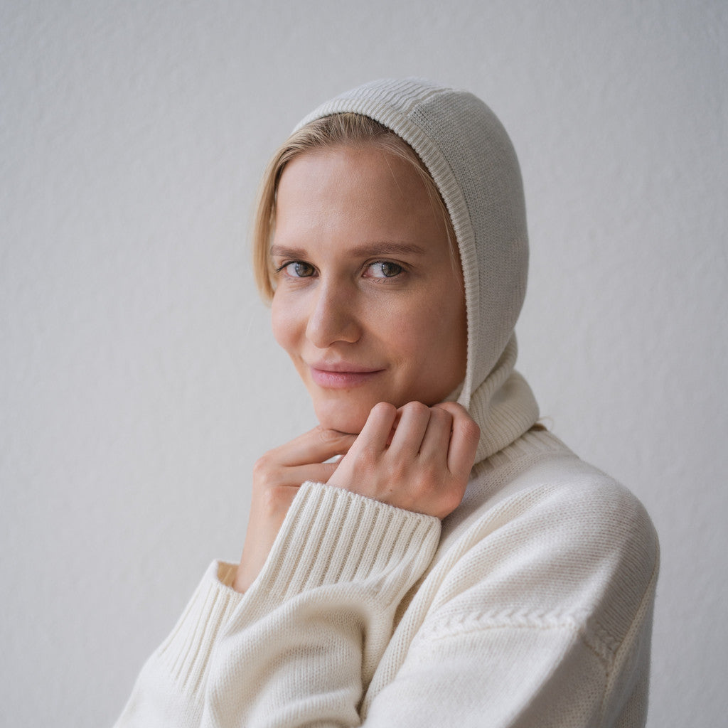 minimalisma Isolde - Women's cashmere/wool balaclava Hat / Bonnet White