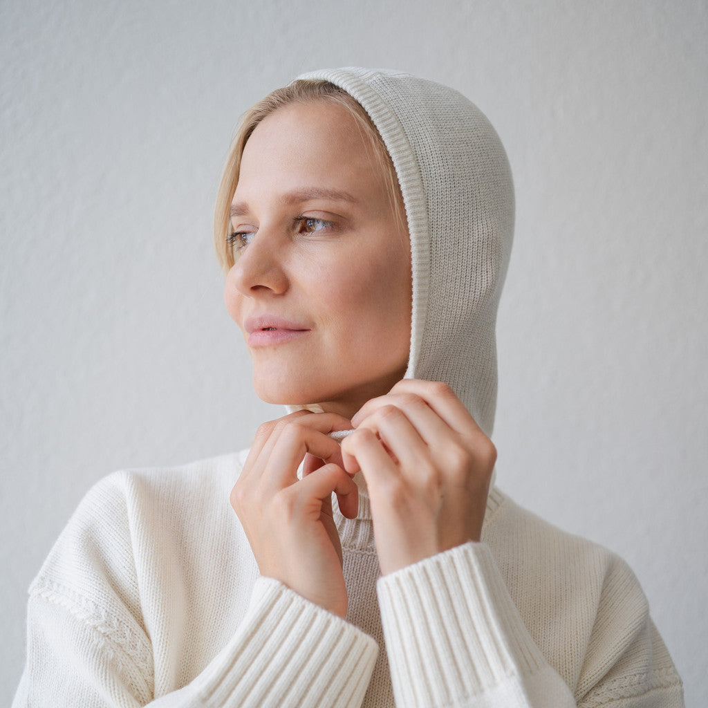 minimalisma Isolde - Women's cashmere/wool balaclava Hat / Bonnet White