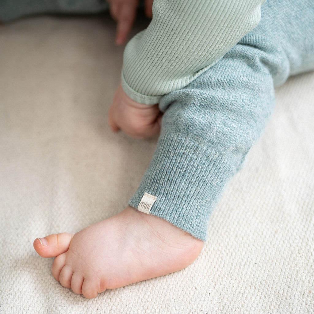 minimalisma Itty Leggings / pants for babies Spearmint Melange