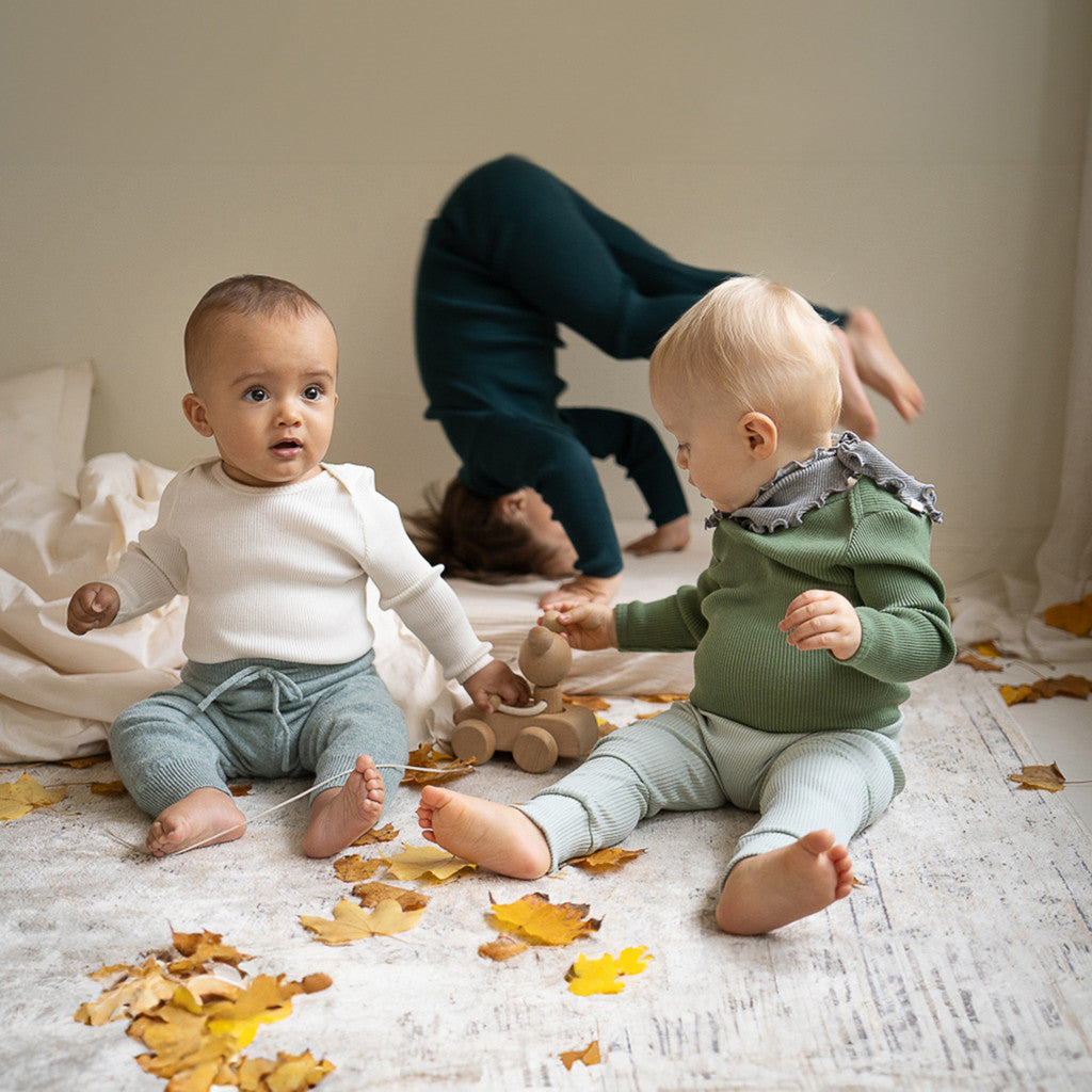 minimalisma Itty Leggings / pants for babies Spearmint Melange