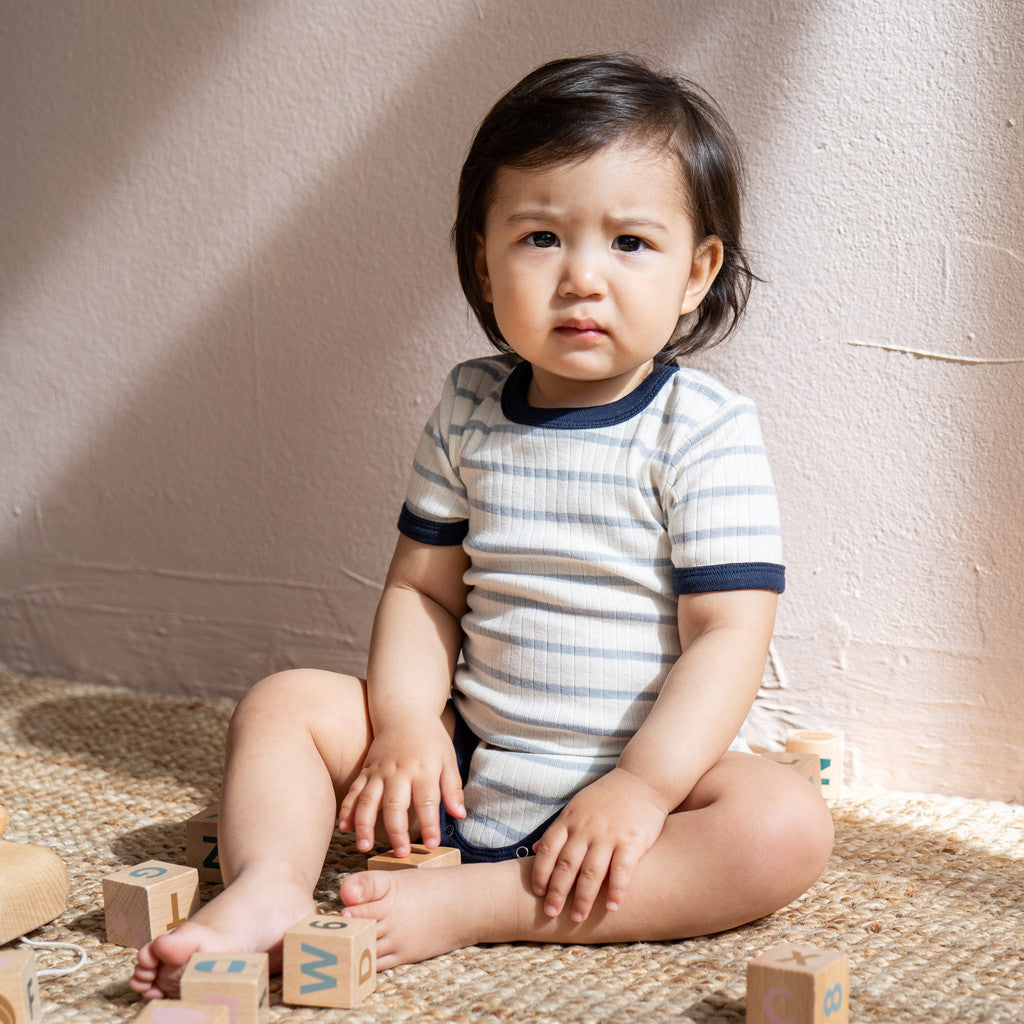 minimalisma Neve Body Powder Blue Stripes