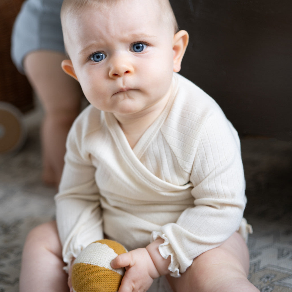 minimalisma Noi Body Nature with frills