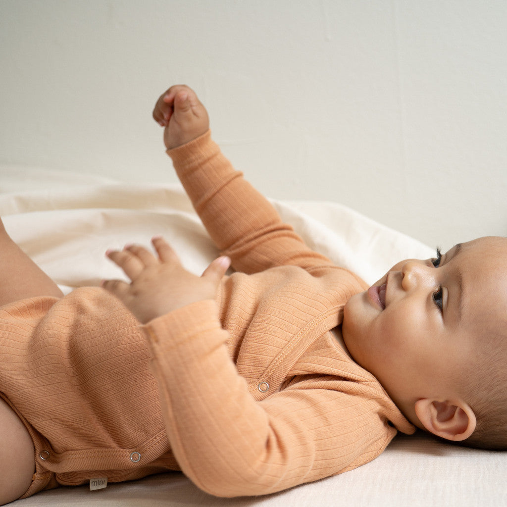 minimalisma Noi Body Peach