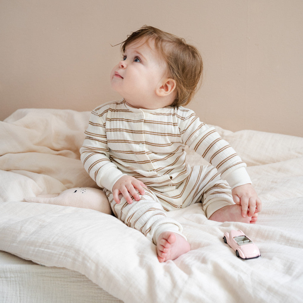 minimalisma Noori - Baby organic cotton pyjamas Jumpsuit Cherry Lark Stripes
