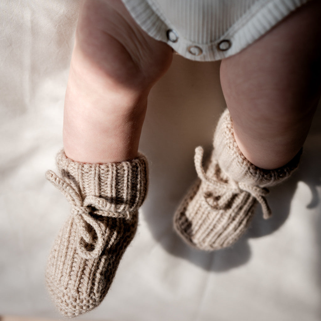 minimalisma Obaby - Baby cashmere booties Bib / Hairband / Acc Barnwood