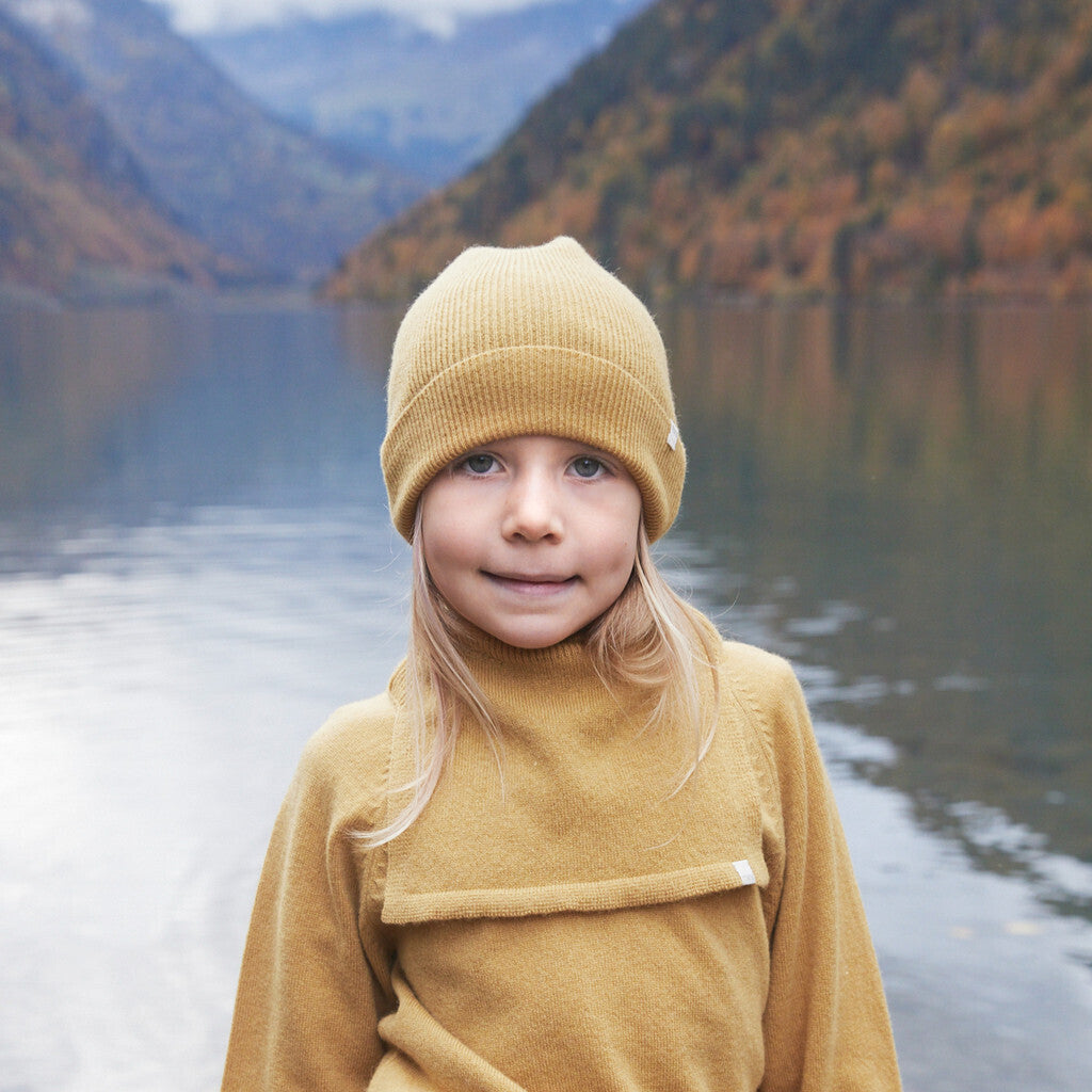 minimalisma Owl Hat / Bonnet Golden Leaf