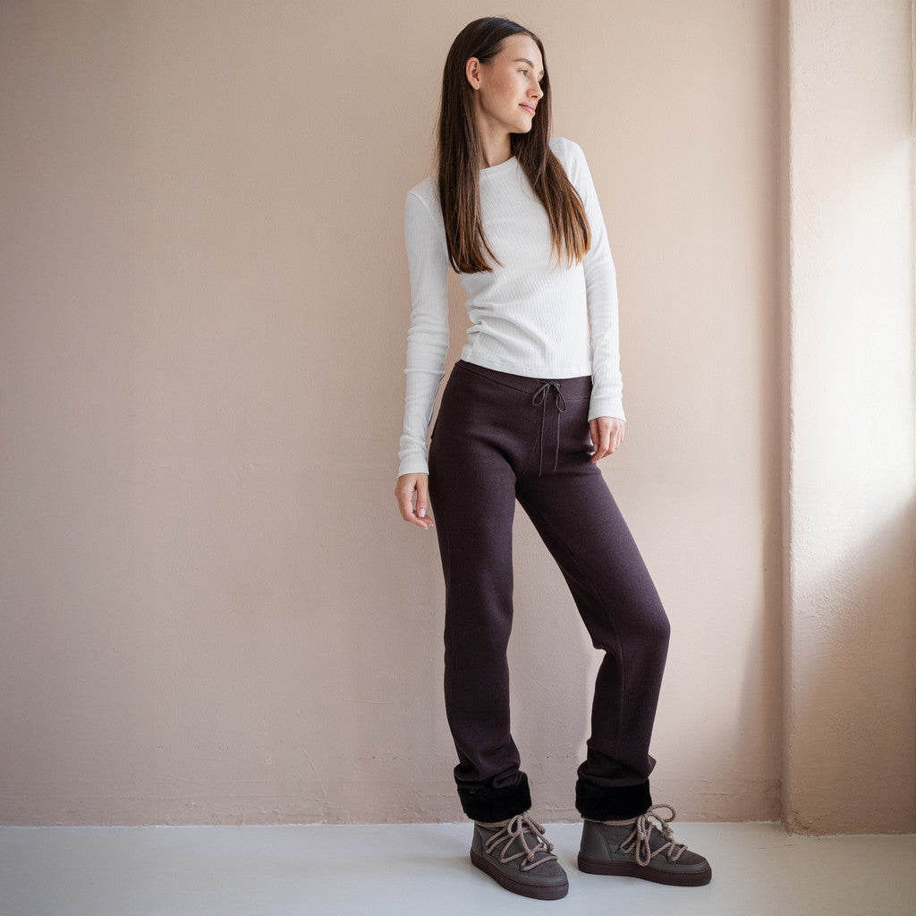 minimalisma Raven - Women's organic cotton track pants Leggings / pants for women Dark Chocolate