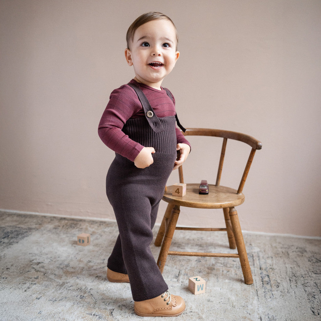 minimalisma Rebel - Baby organic cotton strap pants Leggings / pants for babies Dark Chocolate
