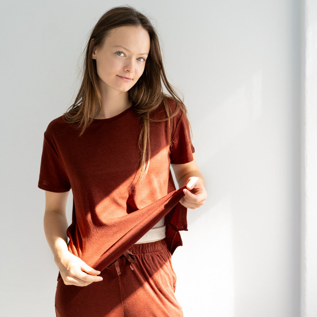 minimalisma Tee - Women's wool/silk t-shirt Blouse for women Hibiscus