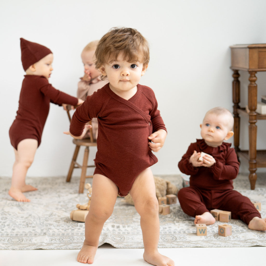 minimalisma Tickle Body Hibiscus