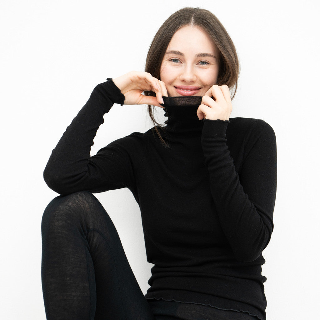 minimalisma Tora Blouse for women Black