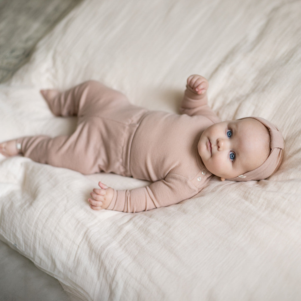 minimalisma Turbo - Baby wool/silk pants Leggings / pants for babies Rose Blush