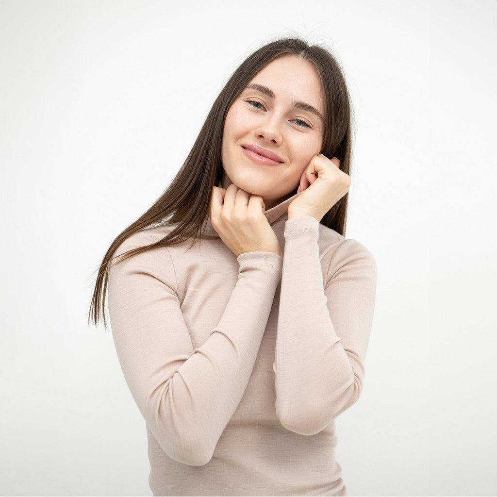 minimalisma Vakrast Blouse for women Beige