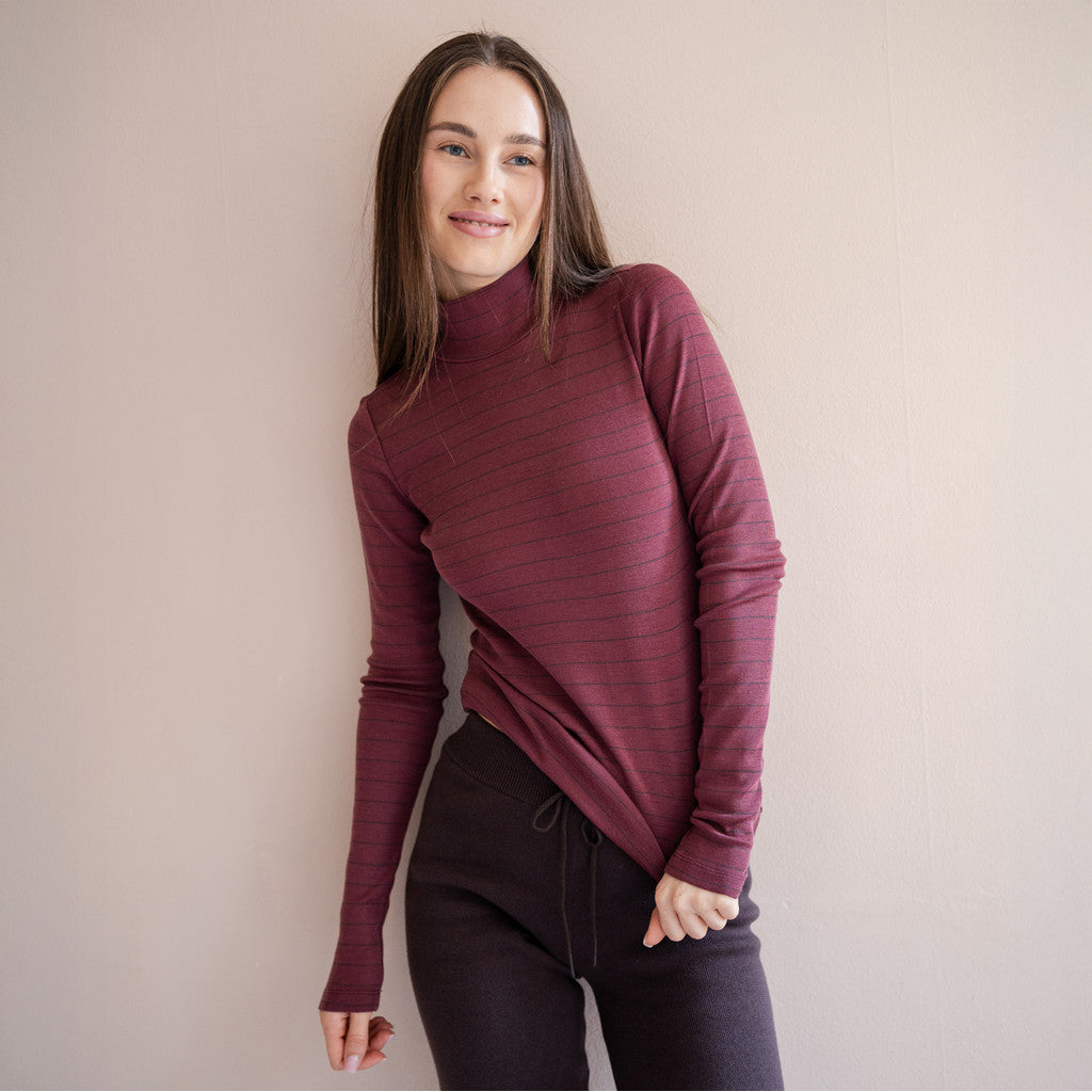 minimalisma Vakrast - Women's wool long sleeve turtleneck Blouse for women Bordeaux Stripes