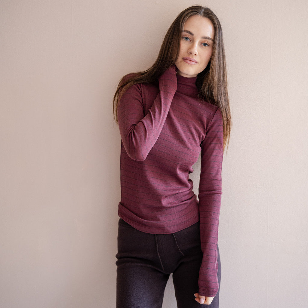 minimalisma Vakrast - Women's wool long sleeve turtleneck Blouse for women Bordeaux Stripes