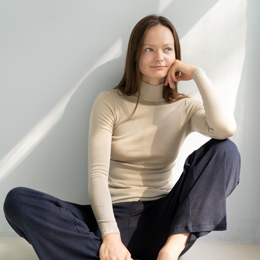 minimalisma Vakrast - Women's wool long sleeve turtleneck Blouse for women Winter Fog