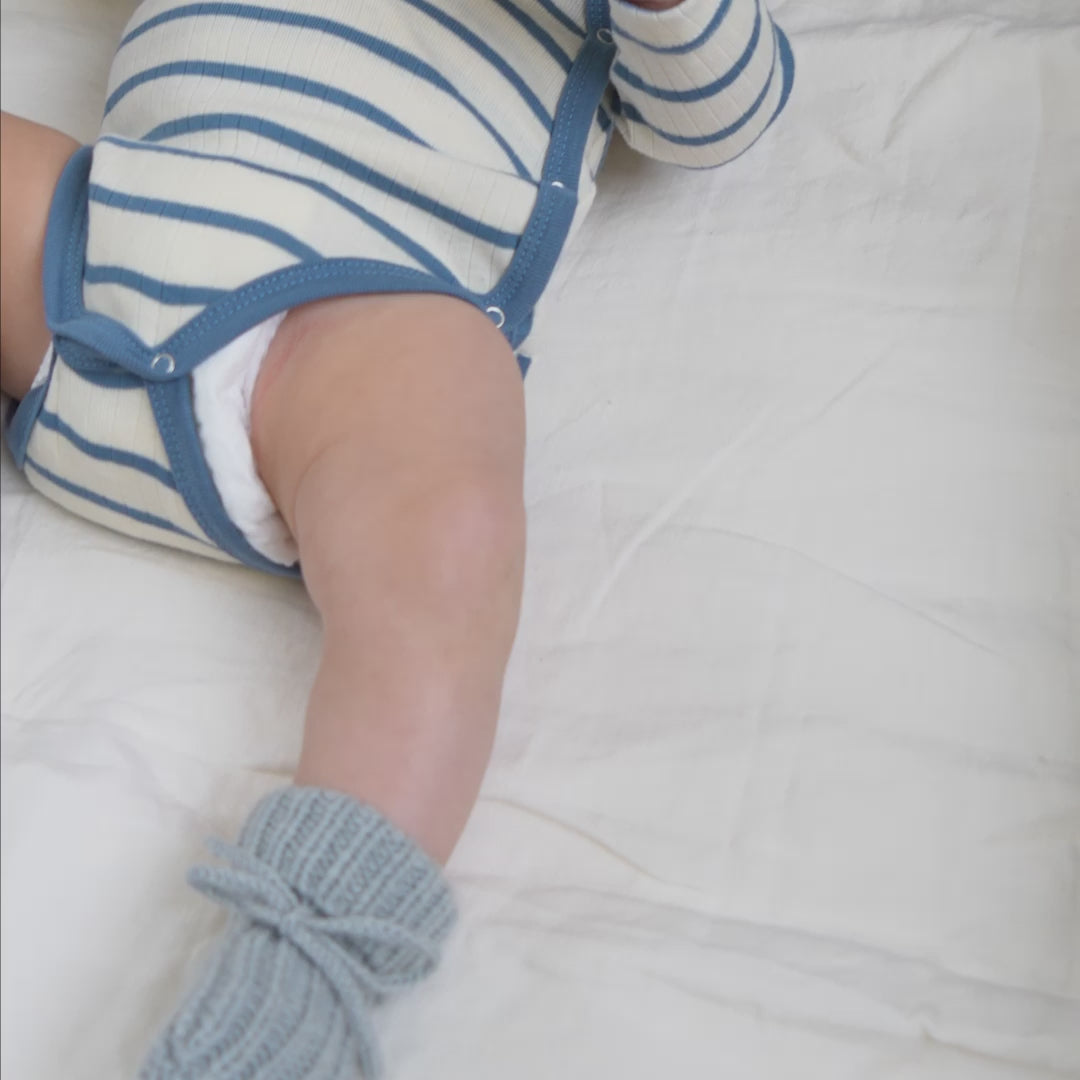 minimalisma Obaby - Baby cashmere booties Bib / Hairband / Acc Powder Blue