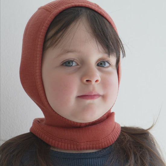 minimalisma Alephant Hat / Bonnet Autumn Blush