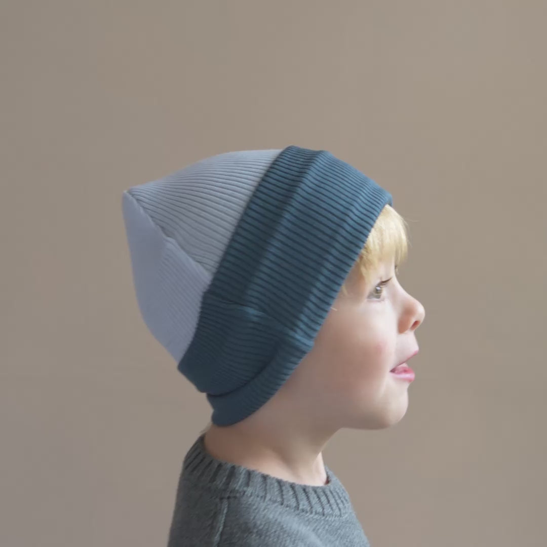minimalisma Arvid contrast - Children's wool beanie Hat / Bonnet Frost Blue with Surf Blue