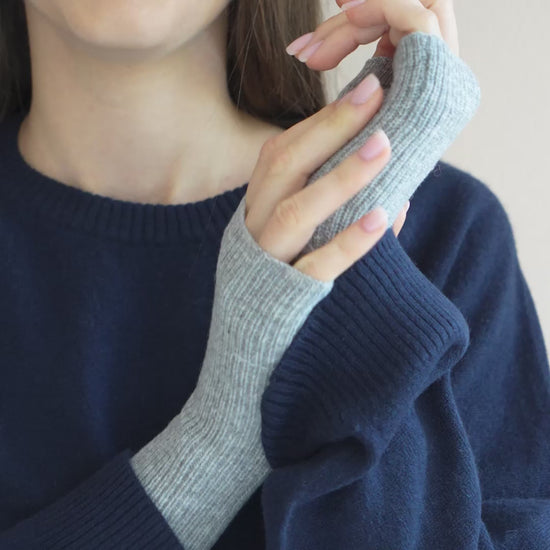minimalisma Ivory - Women's cashmere/wool fingerless gloves Bib / Hairband / Acc Grey Melange