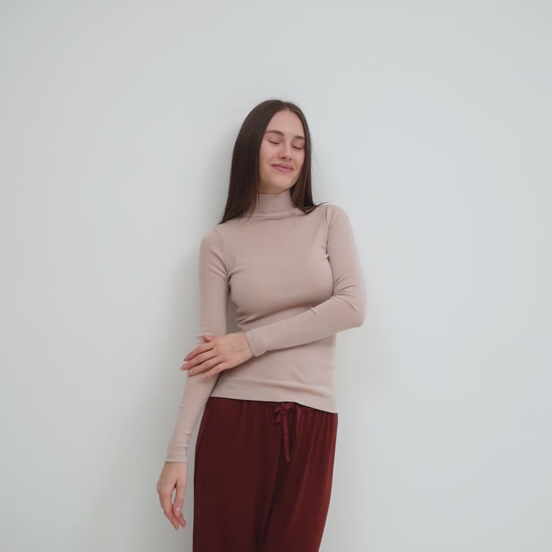 minimalisma Vakrast Blouse for women Beige