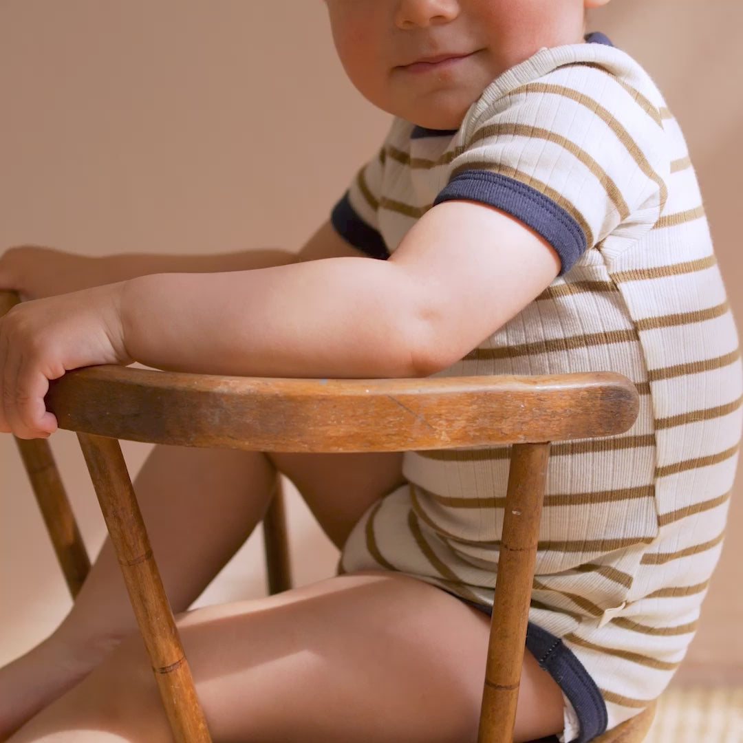 minimalisma Neve Body Lark Stripes