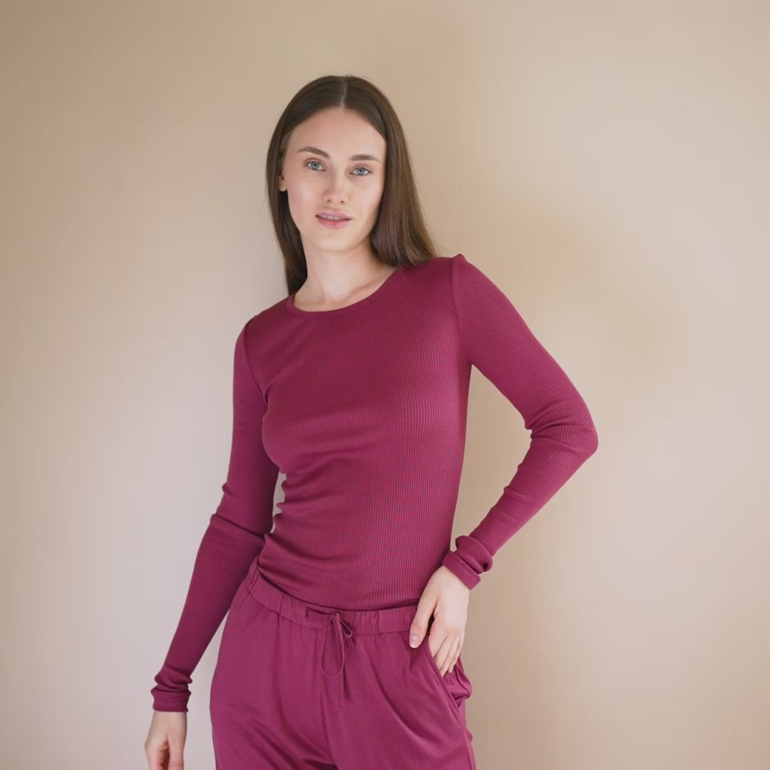 minimalisma Gerda Blouse for women Pomegranate