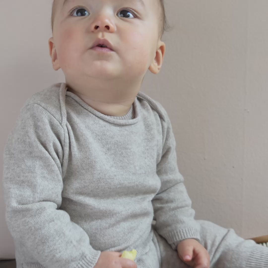 minimalisma Innocent - Baby wool/cashmere knitted sweater Blouse for babies Ecru Melange