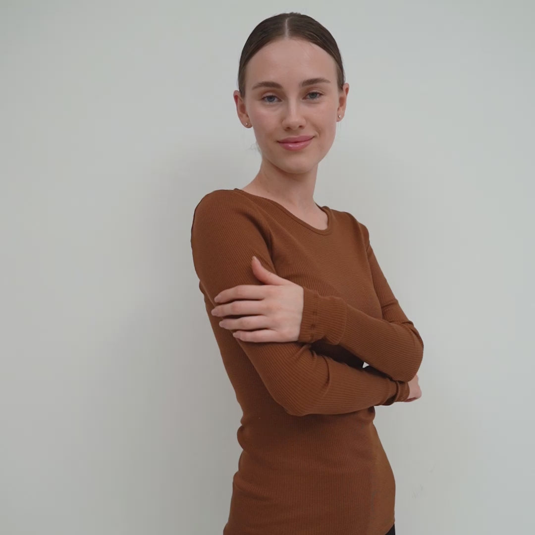 minimalisma Gerda Blouse for women Chocolate