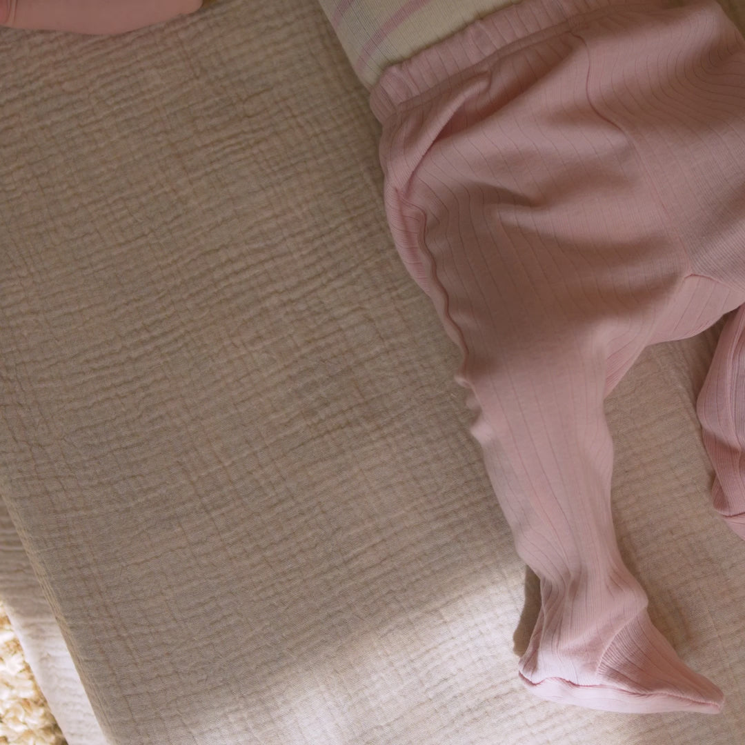 minimalisma Nysta Leggings / pants for babies Cherry Blossom