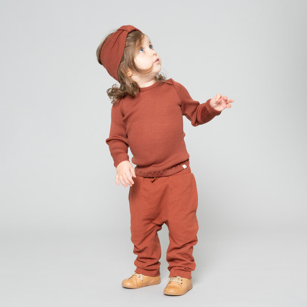 minimalisma Esrum Leggings / pants for babies and kids Rhubarb